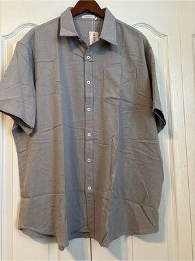 COOGI Men's Light Gray Short Sleeve Button-Down Shirt
